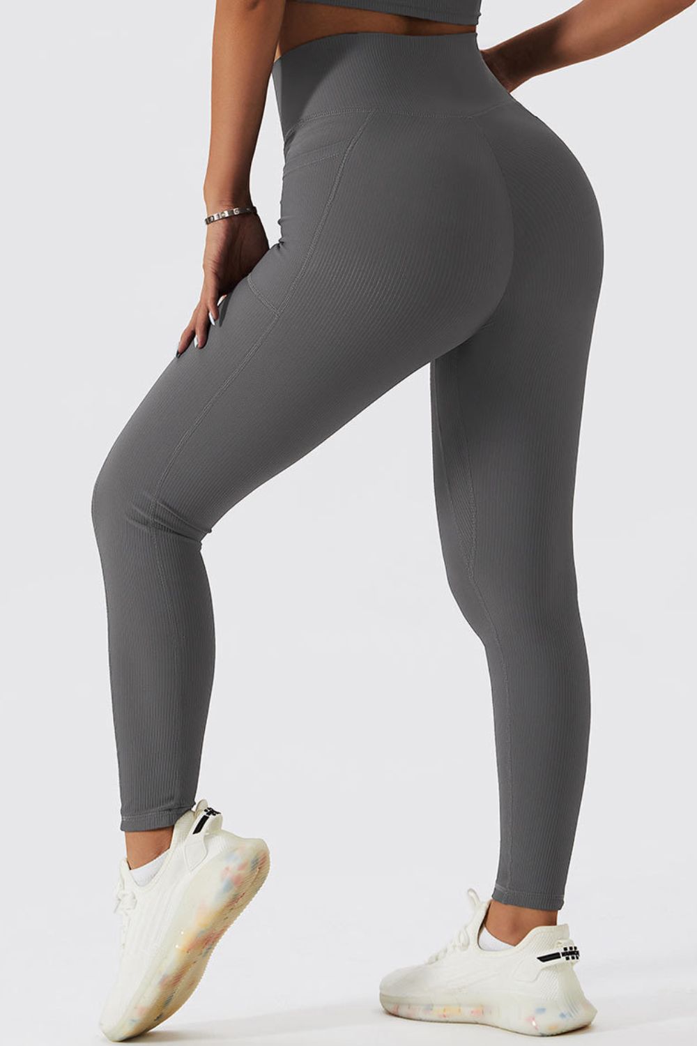 Leggings activos con cintura cruzada Basic Bae