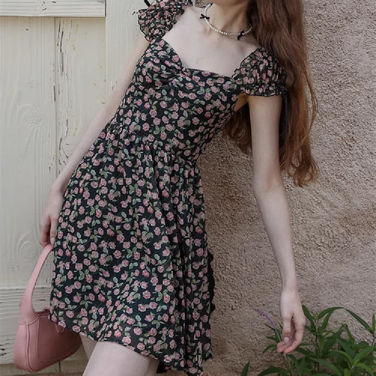 Robe courte en mousseline de soie à fleurs pour femme