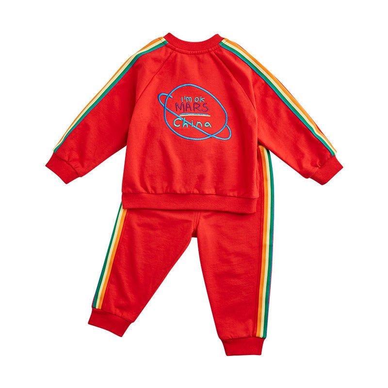 Costume de loisirs pour enfants de sport simple à la mode