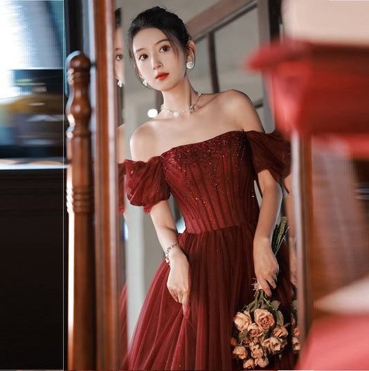 High-end Luxury Small Number Wine Red, One-shoulder Engagement Dress