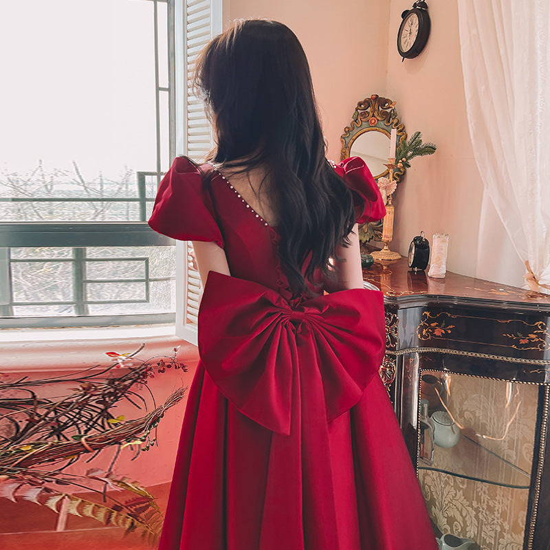 Robe en satin rouge vin d'hiver, fiançailles quotidiennes, princesse française en fuite