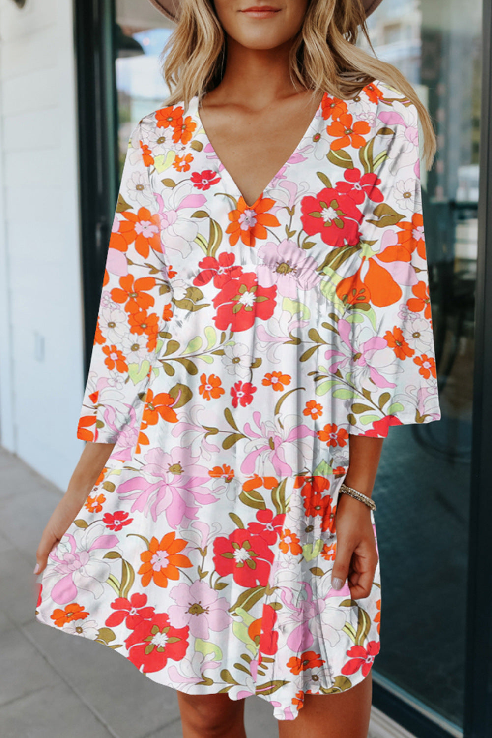 Vestido floral de verano con cuello en V para mujer