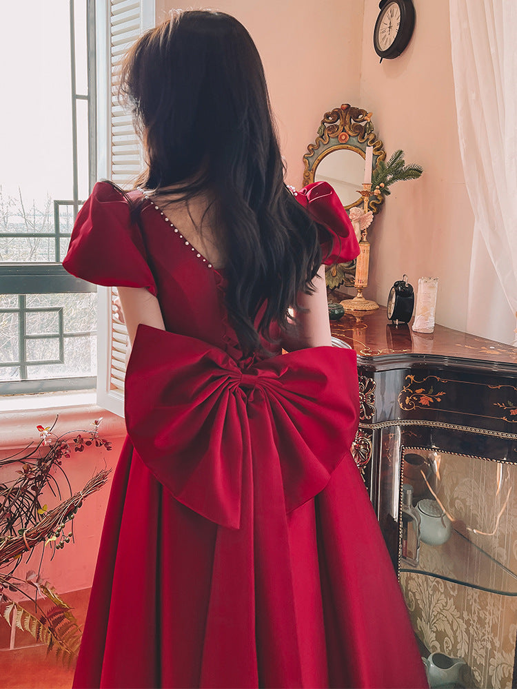 Robe en satin rouge vin d'hiver, fiançailles quotidiennes, princesse française en fuite