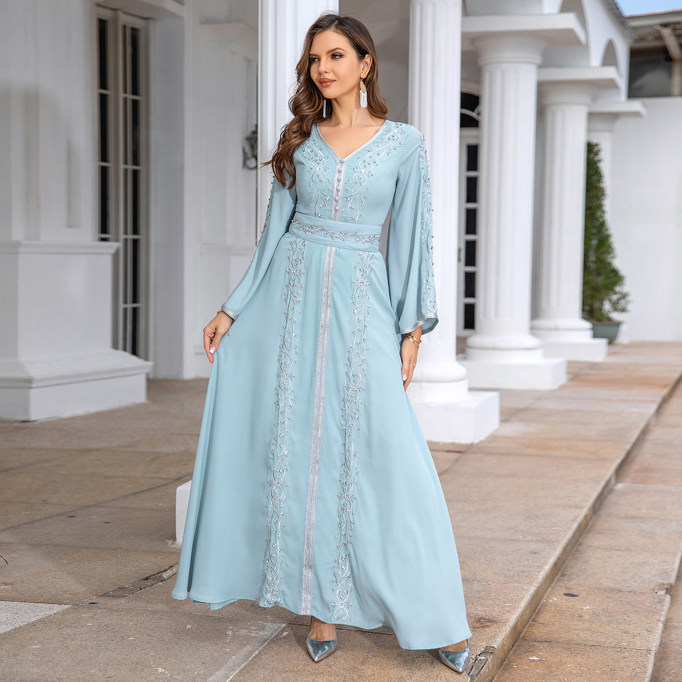 Robe brodée de loisirs pour femmes