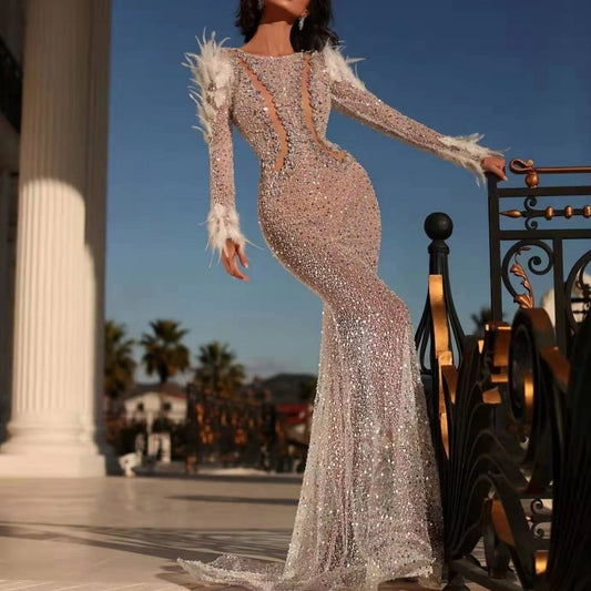 Robe une pièce longue à bandes et paillettes